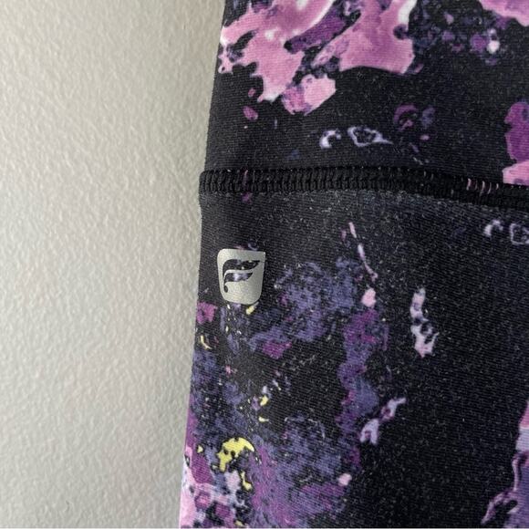 FABLETICS Purple Floral Gaviota Leggings Activewear Athletic Yoga Running Gym - Picture 6 of 8